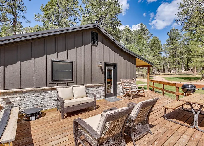Private Black Hills Home W/ Corral: Horses Welcome