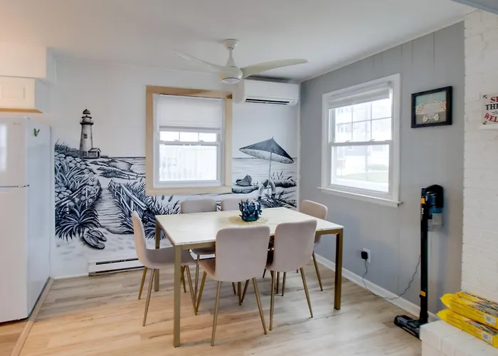 Bayfront Brigantine Escape W/ Porch & Bay Views!