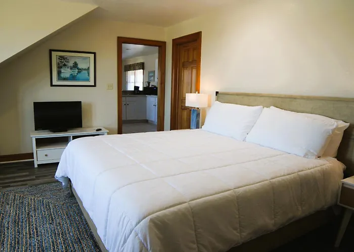 Pony Island Inn