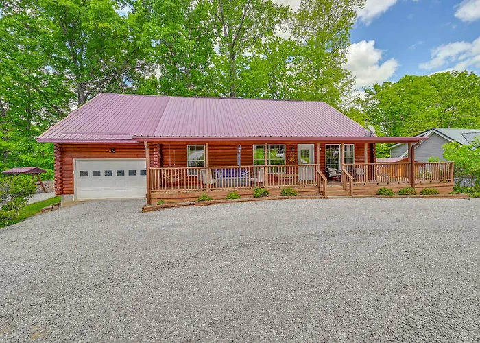 Kentucky Group Getaway W/ Dock + Lake Access