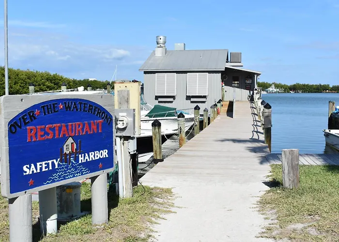 Coconut Castaway - Ocean Views, Walk To Beach, Golf Cart, Club Pool