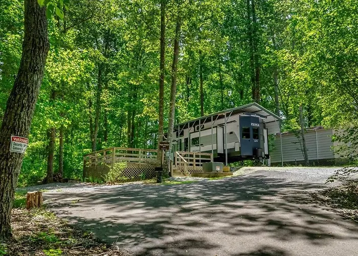 Happy Glamper Rv At Haven Of Hope Near Little River Canyon National Preserve