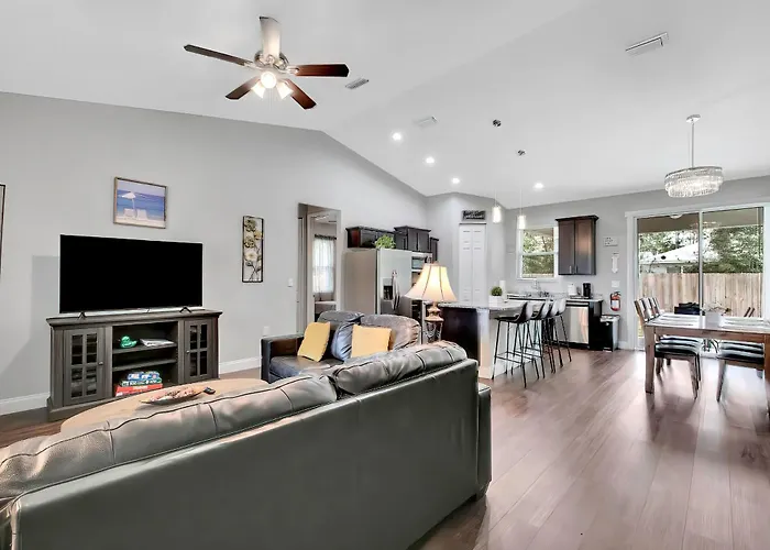 Perfect Getaway Home! Close To Rainbow Springs!