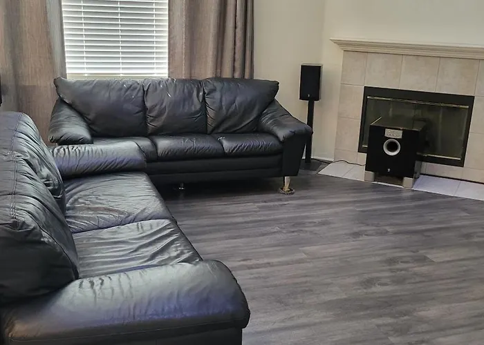 Luxury 2 Bedroom 1 Bath Fully Private