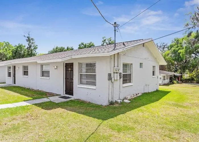 Cozy 2 Bedroom Home, Dade City! #1