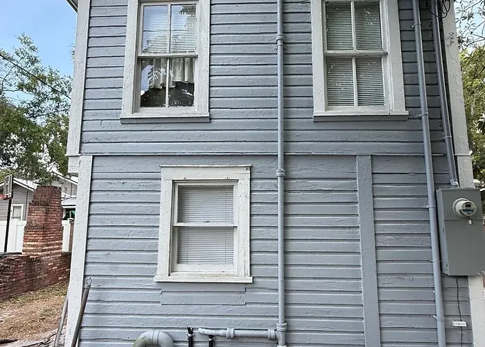 Sanford Hideaway Near Historic Downtown