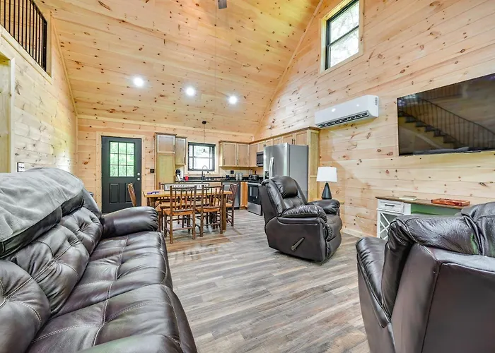 Near Mammoth Cave: Family-Friendly Cabin W/ Patio!