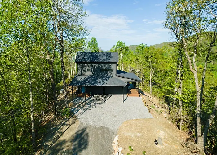 Bear Ridge Retreat