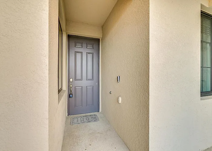 Balcony W/ Course View: Lakewood National Getaway