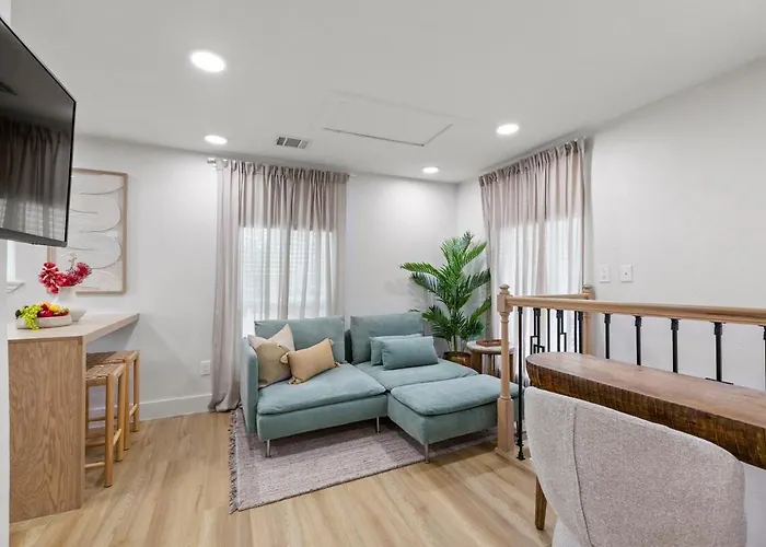 Mediterranean Villa Vibes #7 At East Downtown