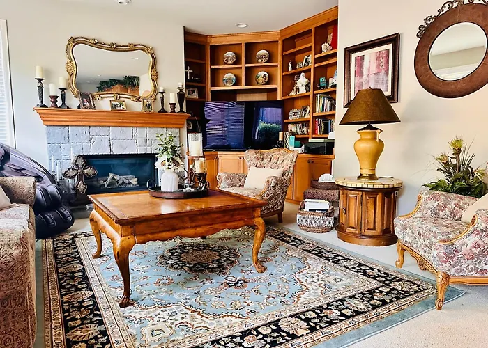 The Elegant & Cozy Retreat