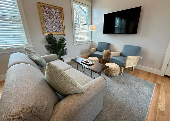 Brand New Construction! 3 Unit5 Bed Property