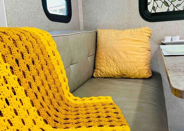 Temecula Cozy Camper