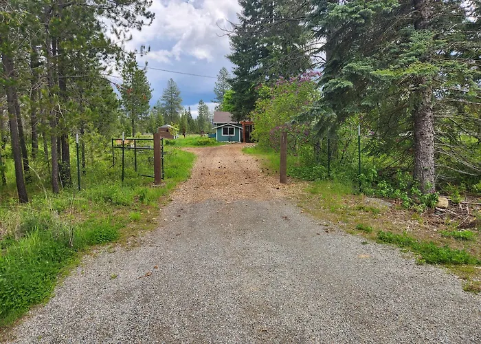 Charming Home Minutes From Rathdrum
