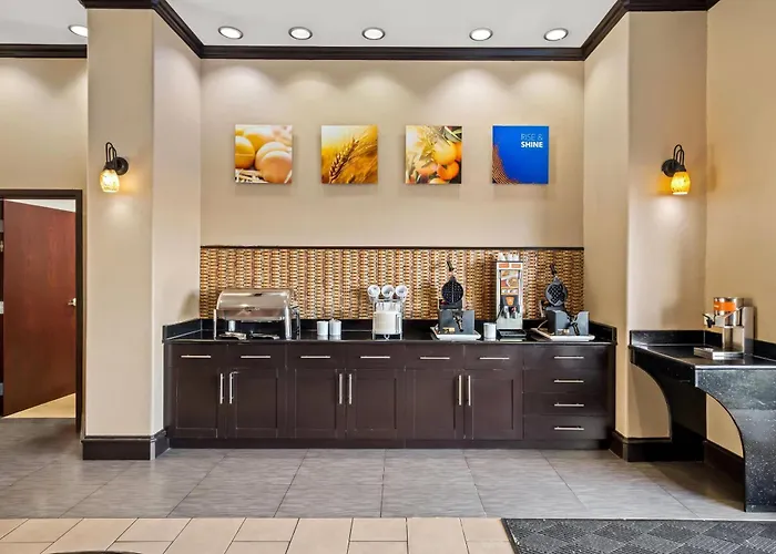 Comfort Suites Waxahachie - Dallas
