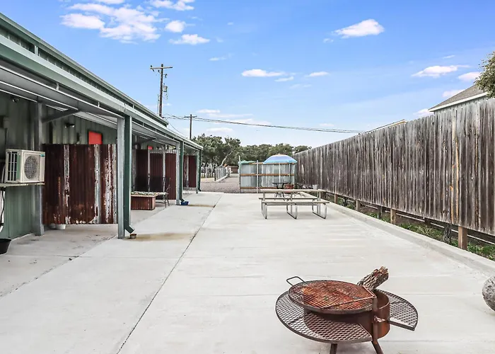 Casas Coastal Experience Cabin C