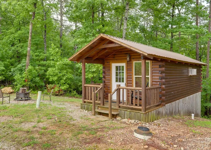 1 Mi To Current River: Cozy Studio Cabin!