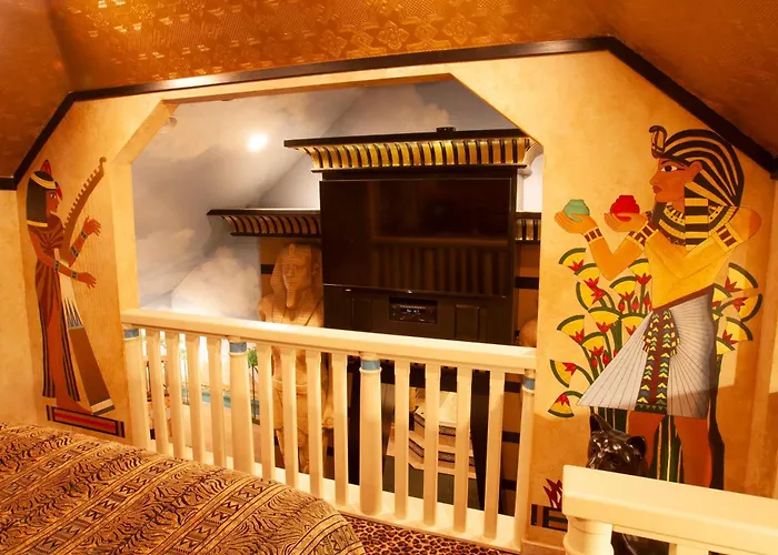 Black Swan Inn Luxurious Theme Rooms