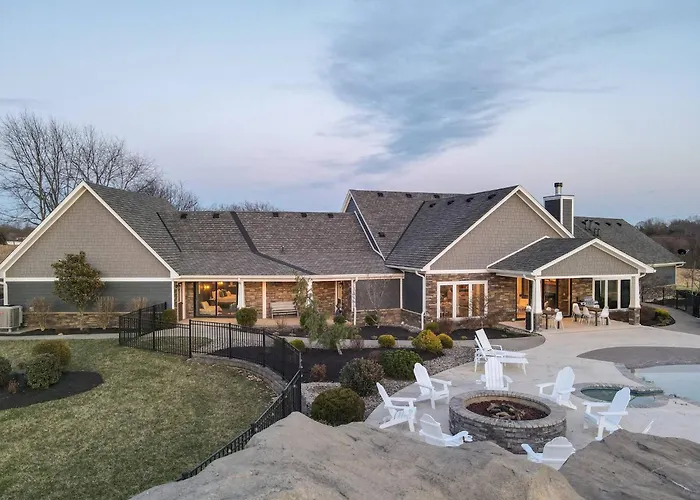 The Bluegrass Grand Estate: Bourbon Trail Luxury
