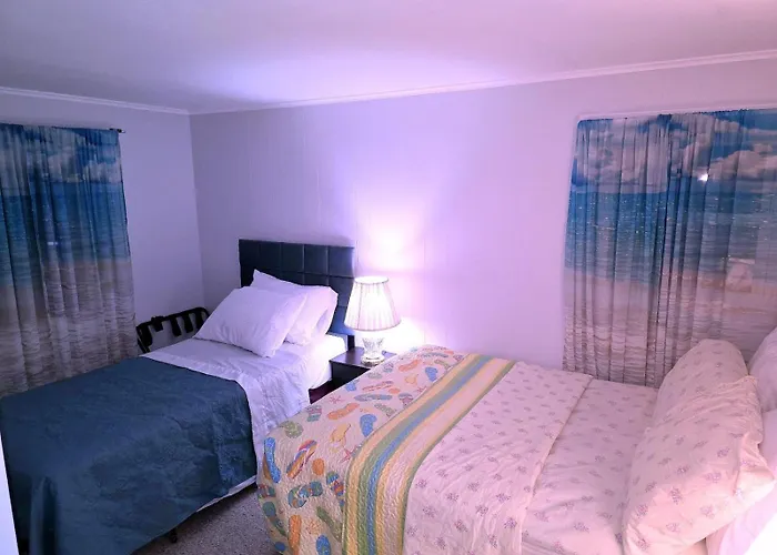 Cozy Ocean Breeze Retreat