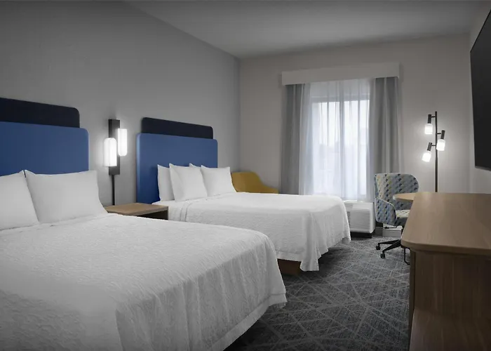 Hampton Inn & Suites Laurel