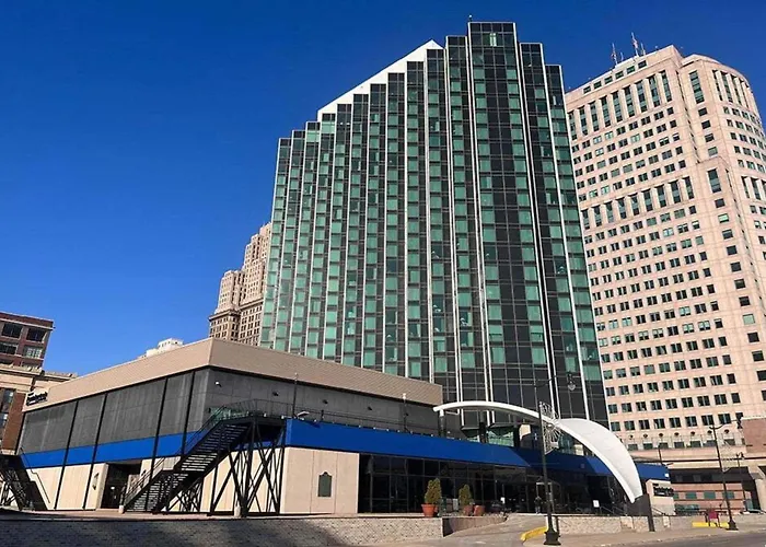 Fort Pontchartrain Detroit, A Wyndham Hotel