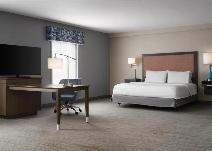 Hampton Inn & Suites Yonkers - Westchester