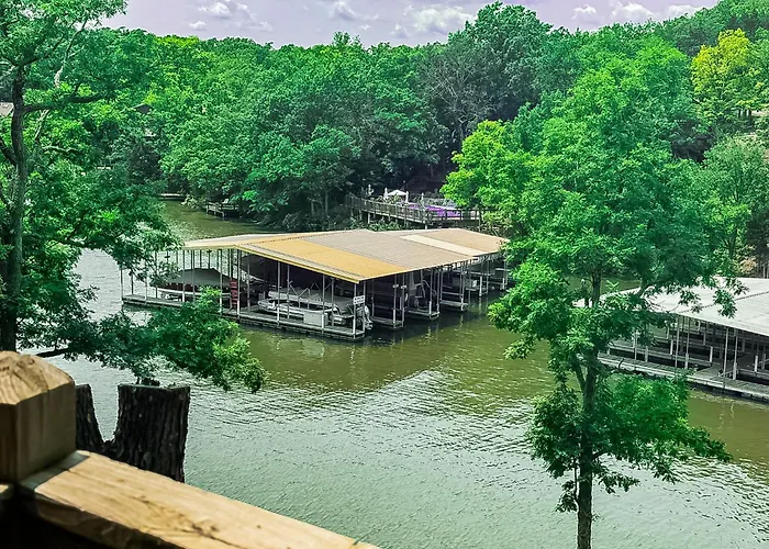 Lakefront Treetop Village 2Bed3Bapools-6Pp