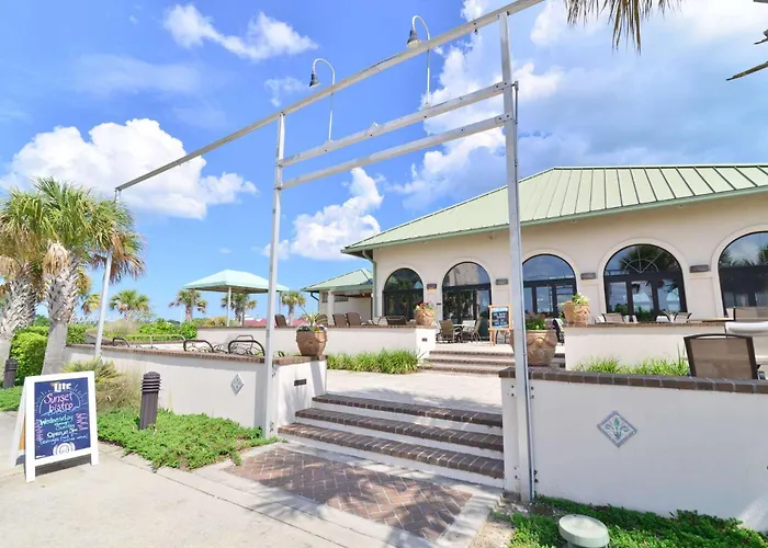 Pet Friendly W Huge Resort Pool Near Beach