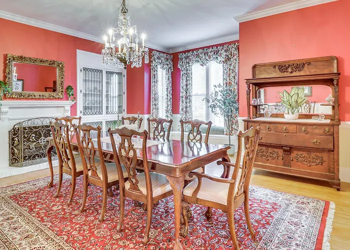 Walk To Waterfront: Downtown Elizabeth City Home!