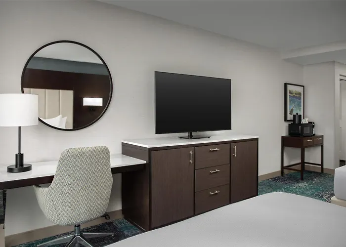 Hilton Garden Inn Portsmouth Downtown
