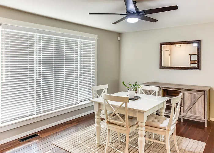 Golf, Hike, Dine & Relax: Home In Port Orchard