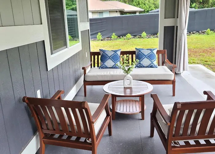 Luxury 800 Sq Ft 1 Bedroom Suite Full Large Kitchen Free Laundry