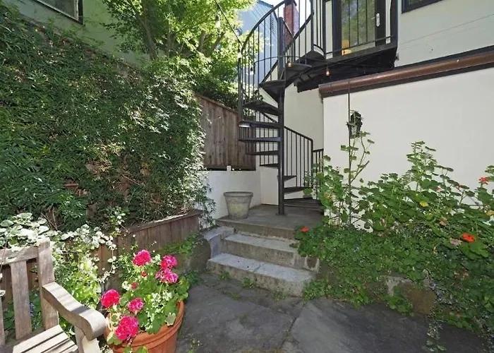Timeless Elegance-5Br 1930S Home