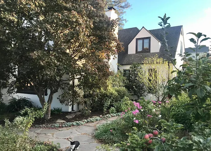 Timeless Elegance-5Br 1930S Home