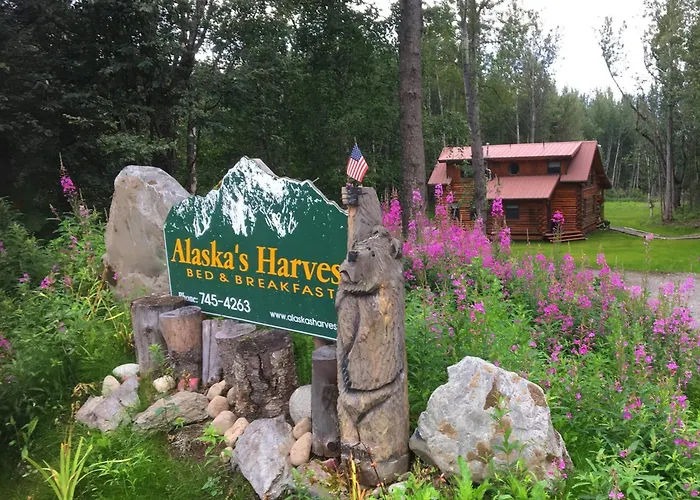 Alaska'S Harvest Bed And Breakfast And Luxury Log Cabin