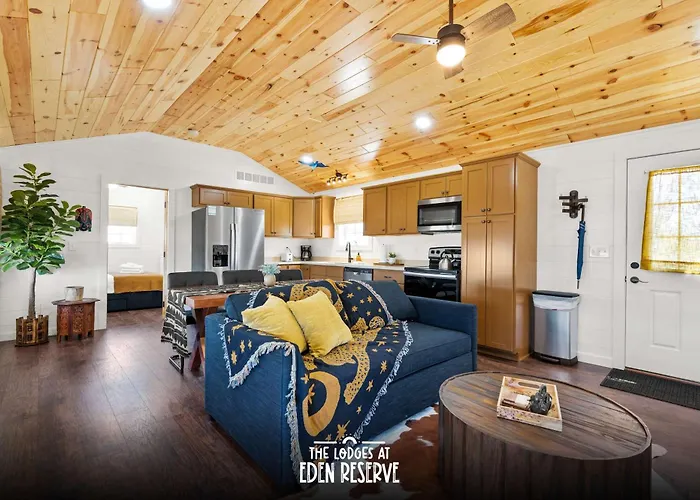 The Lodges At Eden Reserve - Pet Friendly Cabins Near Ark