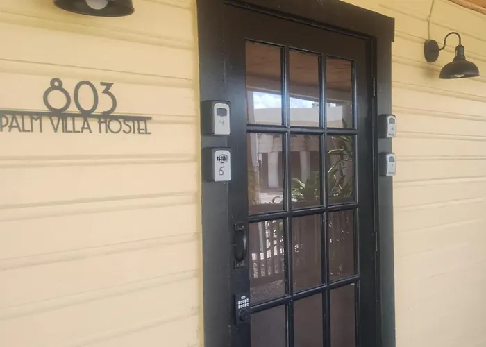 Palm Villa Hostel