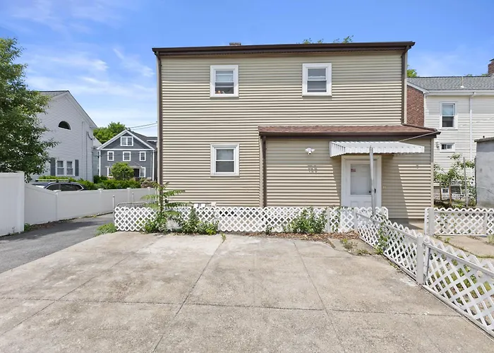 Totally Renovated 3Br Apartment