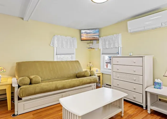 Charming North End Oc Beach House 4Br 3Ba