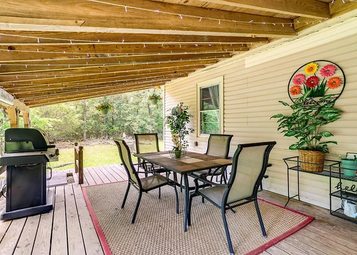 < 1/2 Mi To Lake: Secluded Gem In Cherokee Village