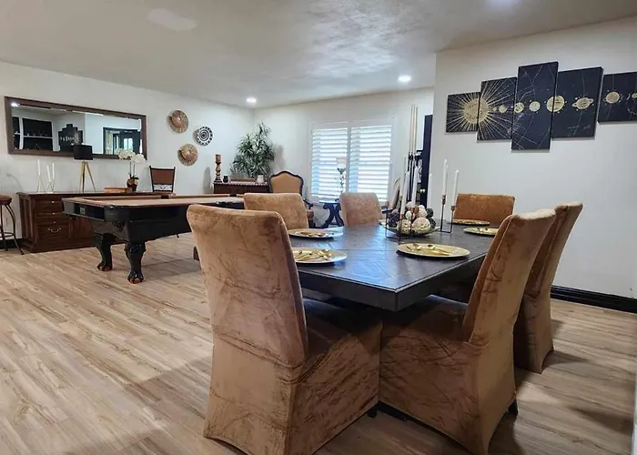 Woodlake Getaway Vacation Rental
