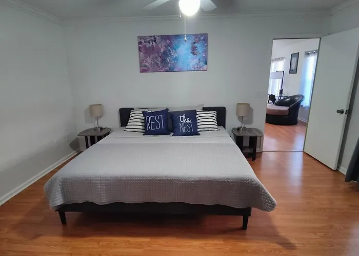 Mandarin I95 2 Bedrooms Quiet Area Backyard