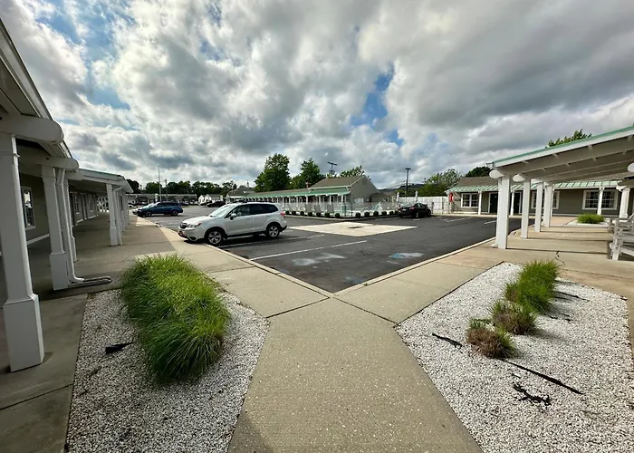 Sea Girt Lodge