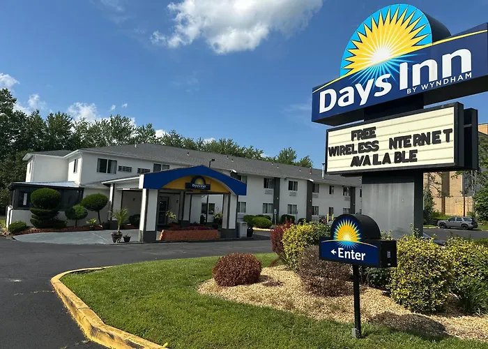 Days Inn By Wyndham Runnemede Philadelphia Area