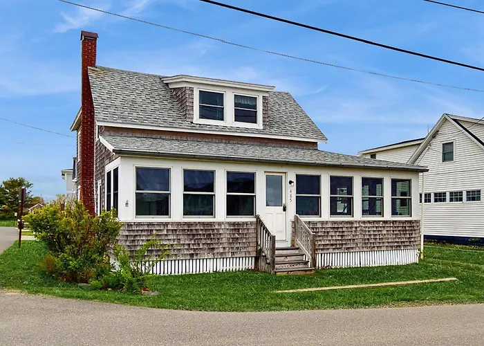 Cottage On The Cove