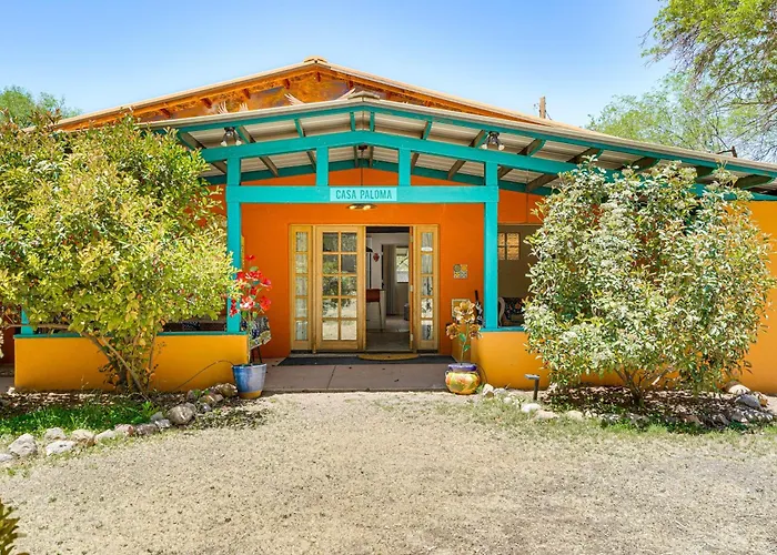 Vibrant 'Casa Paloma' W/ Patio - Near Vineyards!