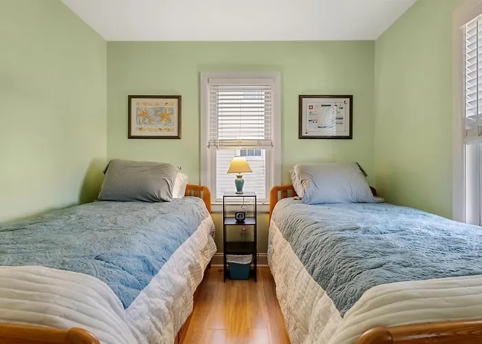 2 Bedroom Condo Only Steps To The Beach!