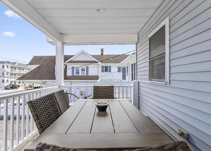 2 Bedroom Condo Only Steps To The Beach!