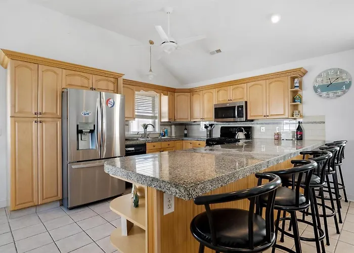 2 Bedroom Condo Only Steps To The Beach!